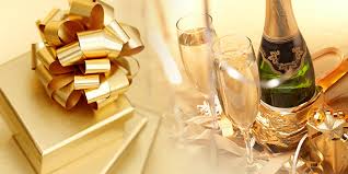 Christmas trees and santa hats: Champagne And Wine Gifts The Whisky Exchange