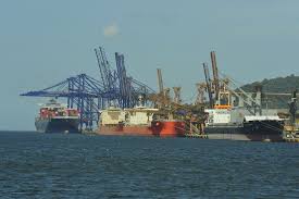 Voz do Trabalhador – Sindicato denuncia irregularidades em contratações de amarração nos portos de Paranaguá e Antonina