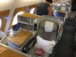 Unwind in the perfect living space. Review Emirates Business Class Airbus A380 Von Frankfurt Nach Dubai Frankfurtflyer De