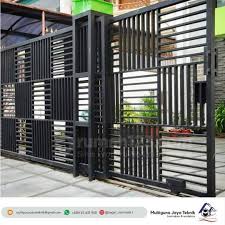 Pagar minimalis merupakan salah satu jenis pagar rumah yang menjadi pilihan banyak orang karena lebih simple dan sesuai dengan konsep rumah minimalis masa kini. 10 Pagar Minimalis Dan Modern Ini Bikin Rumahmu Dilirik Orang Rumah123 Com