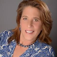 Jennifer Janeway's Instagram, Twitter & Facebook