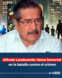 🔴Alfredo Landaverde, símbolo de lucha contra el narcotráfico en Honduras👇  https://www.tunota.com/honduras-hoy/alfredo-landaverde-heroe-inmortal-en-la-batalla-contra-el-crimen-2024-12-07?utm_campaign=SOCIAL_MD