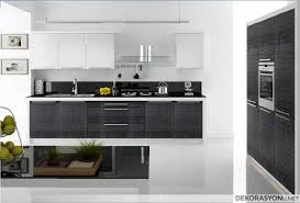 Tıpkı krem rengi ve beyaz mutfaklar gibi gri mutfak. Gri Beyaz Mutfak Dolaplari Ev Dekorasyonu