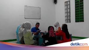 Gambar kartun anak sedang mengaji. Begini Suasana Saat Anak Anak Mengaji Dan Salat Berjamaah Di Kalijodo