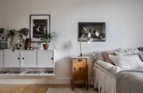 Yatak odası dekorasyon fikirleri içerisinde tablo önerilerine de çok sık rastlarsınız. Romantizmi Arttiracak 12 Dekorasyon Onerisi