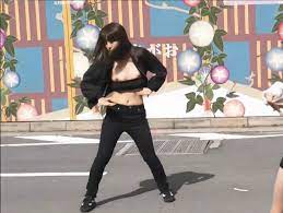 ポロリ ダンス ❤️ Best adult photos at doai.tv