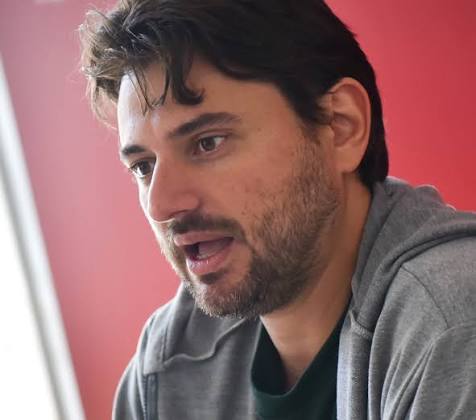 Archivo:Conversa com Juan Grabois, Lisboa, Mar. 2023 (52760387335)  (cropped).jpg - Wikipedia, la enciclopedia libre