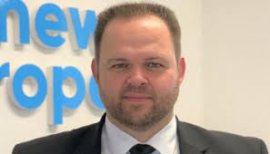 Europaabgeordneter Eroglu führt Liste der FREIE WÄHLER an