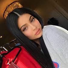 Requested my favorite kylie's selfie. Say Cheese Kylie Jenner Gets Slammed For Photoshopping Another Instagram Selfie Http Oceanup Com 2017 04 27 Kylie Jenner Makeup Kylie Jenner Outfits Kylie