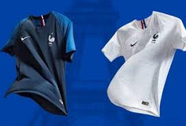 Achetez en quelques secondes à peine un maillot équipe de france pas cher sur rakuten. Equipe De France Ou Acheter Le Maillot Des 100 Ans De La Fff Foot Inside