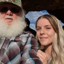 What is the function of the component beside the battery box in a 2018  Jayco Jayflight SLX trailer?