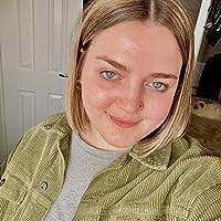 Katie Mays's Instagram, Twitter & Facebook