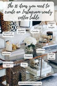 Die 10 Artikel Benotigen Sie Einen Instagram Ready Kaffeetisch Erstellen In 2020 Table Decor Living Room Coffee Table Design Decorating Coffee Tables