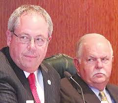 Larry Lasater's Instagram, Twitter & Facebook