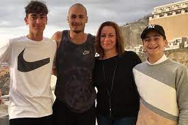 Still, jacobs didn't care about that now, and neither did the italian athletes and officials who had filled up a little. La Mamma Di Jacobs Per Me Marcell E Un Idolo Giornale Di Brescia