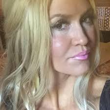 Tracy Logan (@tracynavarrologan) • Facebook, Connect with friends