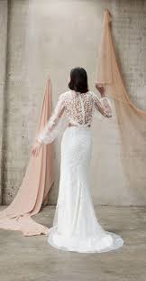 Modern Luxurious Wedding Dresses In 2020 Wedding Dresses Wedding Dress Separates Luxury Wedding Dress