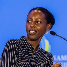 Millie Austin (@_MillieAustin_)