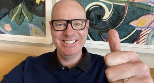 Tom Gleeson quits TV series: “For real: no trick this time”