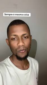 A Mesma Coisa: Humor Gritante e Conexões Culturais