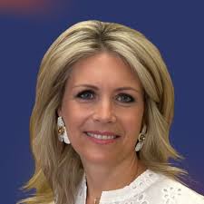 Yesterday I graduated from the Miami University Farmer School of Business  with a Bachelor of Science of Business (Marketing) and a minor in Spanish.  I am also proud to say that this