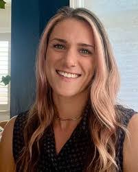 Alexis Wellman's Instagram, Twitter & Facebook