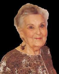 Faye Manning's Instagram, Twitter & Facebook