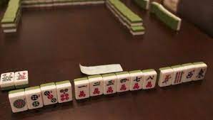 Simple Mahjong Rules For Three Or Four Players Fun Card Games Mahjong Card Games