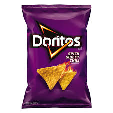 تحدي شيبس دوريتوس الحار الناري الاصدار الجديد من جبس الدوريتوس بالاضافة للشطة البركانية. Buy Doritos Spicy Sweet Chili Chips 92 1g Online Shop Food Cupboard On Carrefour Uae