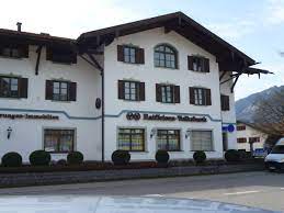 They are used by the swift network to transmit wire transfers (money transactions) and messages between them. Vr Bank Rosenheim Chiemsee Eg