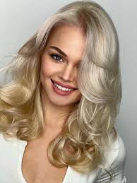 ПАРИКМАХЕР-КОЛОРИСТ Телефон: 347-720-5073 Инстаграм:  https://www.instagram.com/hairstyling82/ HAIRSTYLING82 Предлагаю следующие  виды парикмахерских услуг: осветление, мелирование, блондирование  (HIGHLIGHTS) аиртач (AIRTOUCH) омбре (OMBRE) окрашивание ...