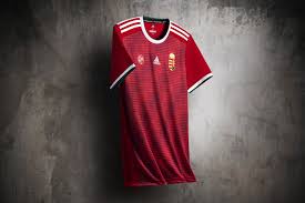 A magyar válogatott a pótselejtező során a 91. Cipo Olcso Hiteles Versenykepes Ar Adidas Magyar Valogatott Mez 2019 Alexoloughlinsplace Com