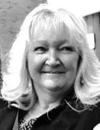 Ann Dupre's Instagram, Twitter & Facebook