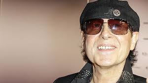 Klaus meine performs at palco mundo at cidade do rock on october 4, 2019 in rio de janeiro, brazil. Scorpions Sanger Klaus Meine Verrat Das Geheimnis Seiner Kappe