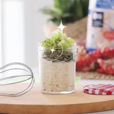 Video tips diet serta gerakan olahraga yang dilak. Kreasi Resep Overnight Oats Untuk Sarapan Diet Ala Yulia Baltschun