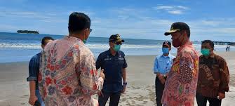 Check spelling or type a new query. Sepanjang Pantai Gandoriah Pariaman Akan Dilengkapi Fasilitas Pendukung Wisata Figur News
