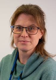 Anna Ford's Instagram, Twitter & Facebook