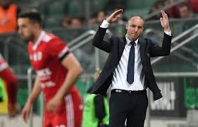 Looking different language audio & others links ? Legia Warszawa Piast Gliwice 0 1 W 34 Kolejce Ekstraklasy Sport W Interia Pl