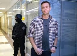 Возвращение навального — смелый и умный поступок, пока путин с его «многоходовками» безнадежно проигрывает. Tatyana Felgengauer Vozvrashenie Navalnogo Zaderzhat Nelzya Otpustit Lrt
