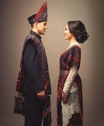 Foto studio pengantin sunda indoor / kumpulan foto prewedding pengantin adat jawa toprewed : Pin Oleh Trinita Sirait Di Batak Foto Perkawinan Pose Fotografi Perkawinan Fotografi Pengantin