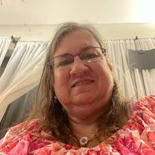 This is my project today. Question do I separate now or put in a keep pile  for later? My first thought is go through now and throw away everything I  can |