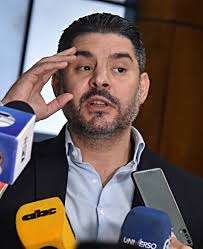 Cartismo insistirá hoy con imponer intervención de Prieto y Nenecho