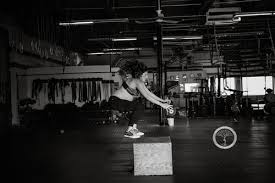 Pregnant Mom Does Gym Photo Shoot To Show Women Are 'Strong And Capable'