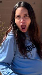 Roasting My Forehead?! Funny Moments with Laro Benz and Sachi