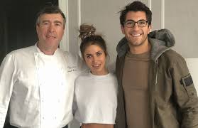 Kaitlyn bristowe is engaged, and her ring is absolutely stunning. Bachelor Couple Kaitlyn Bristowe And Jason Tartick Take Boston Getaway Boston Herald