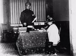For queen victoria india has always been the diamond of her crown but due to 6 month long sea travel which is further traumatized by disease pirates etc she was never able to see india in her lifetime. The History Press India From Queen Victoria S Time To Independence