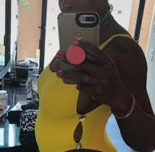 Serena williams and daughter alexis olympia dressed up in belle costumes from beauty and the serena williams and daughter alexis olympia ohanian jr. Serena Williams Das Ist Der Vater Von Ihrem Ersten Kind Welt