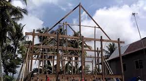 Foto rumah panggung bugis makassar dengan dinding. Gambar Desain Atap Rumah Kayu Bugis Soppeng Cek Bahan Bangunan