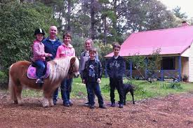 Gumleaf Cottage Farmstay Perth Hills Wa Accommodation Western Australia Perth Perth Australia