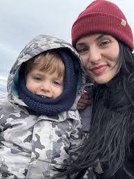 Amy Ryba's Instagram, Twitter & Facebook